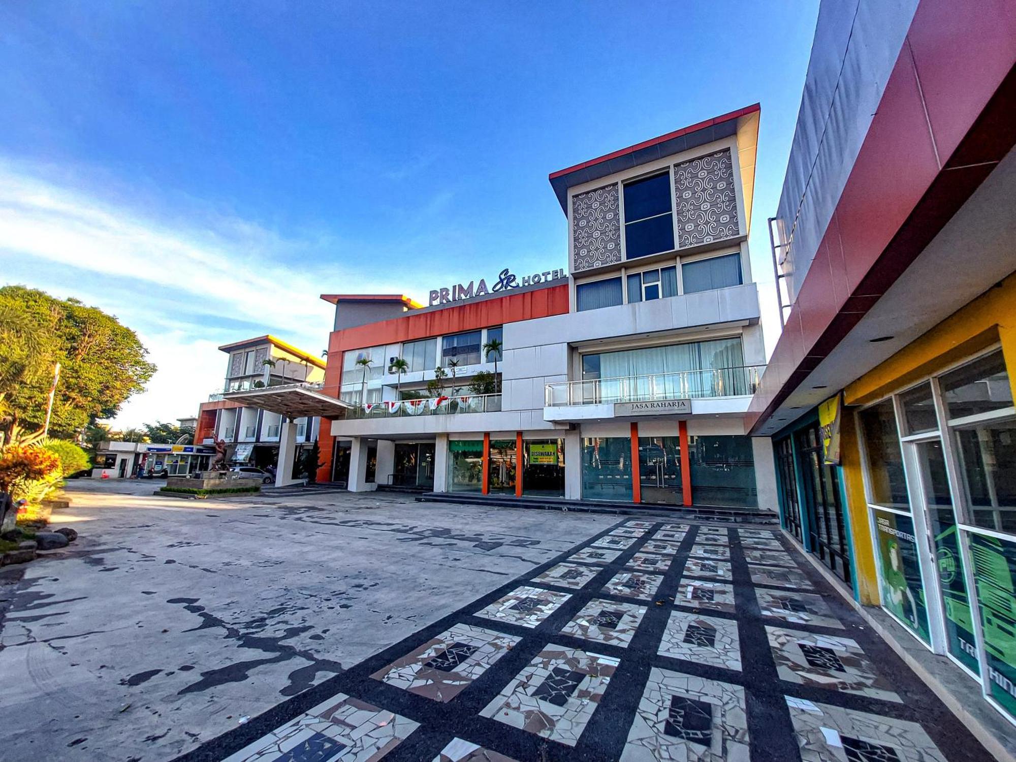 Prima Sr Hotel & Convention Yogyakarta Sleman  Exterior foto