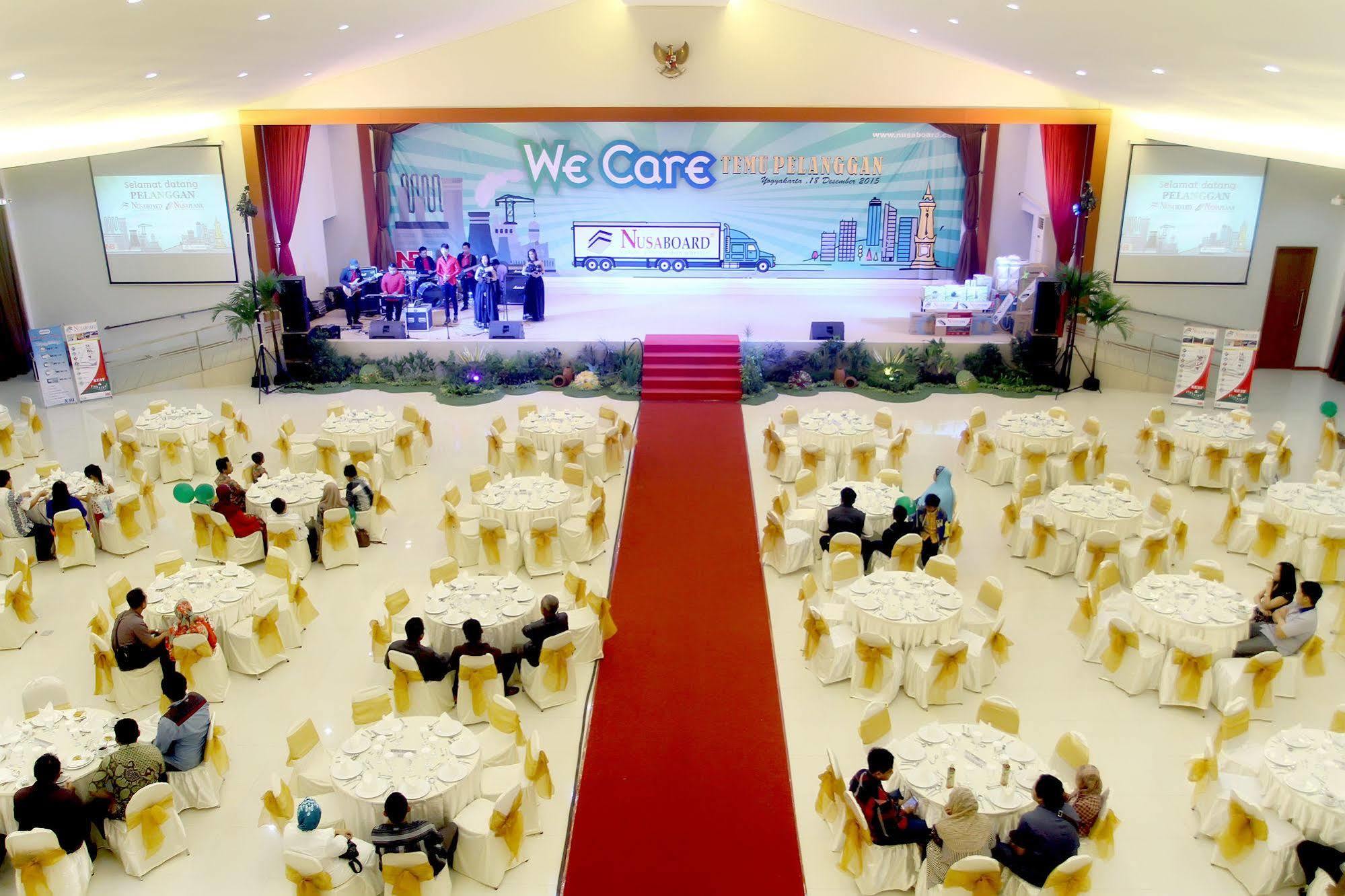 Prima Sr Hotel & Convention Yogyakarta Sleman  Exterior foto